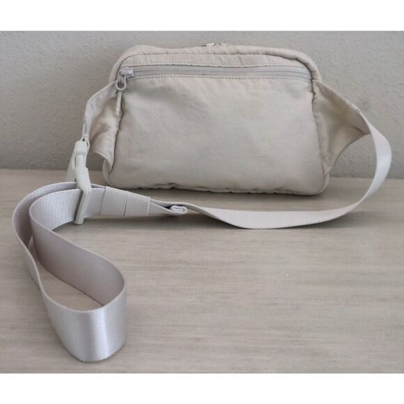 Lululemon LU9BG8S Women's One Size Beige Everywhere Belt Bag (92) - Picture 2 of 6